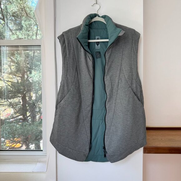 NWT Free People Movement Slalom Reversible Fleece Vest Stellar Green Grey Small - Picture 10 of 15